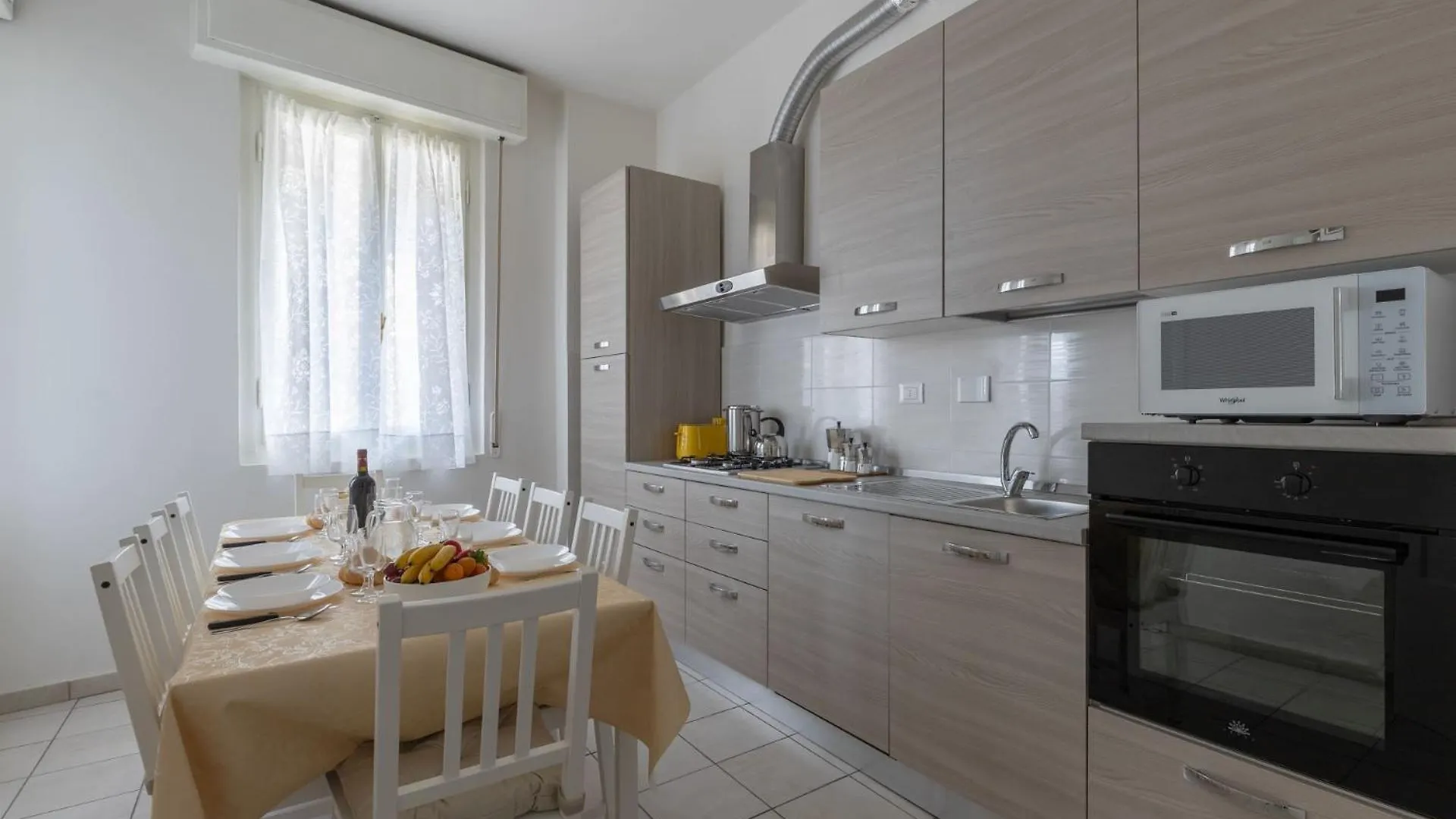 Family Large Apartment In פירנצה