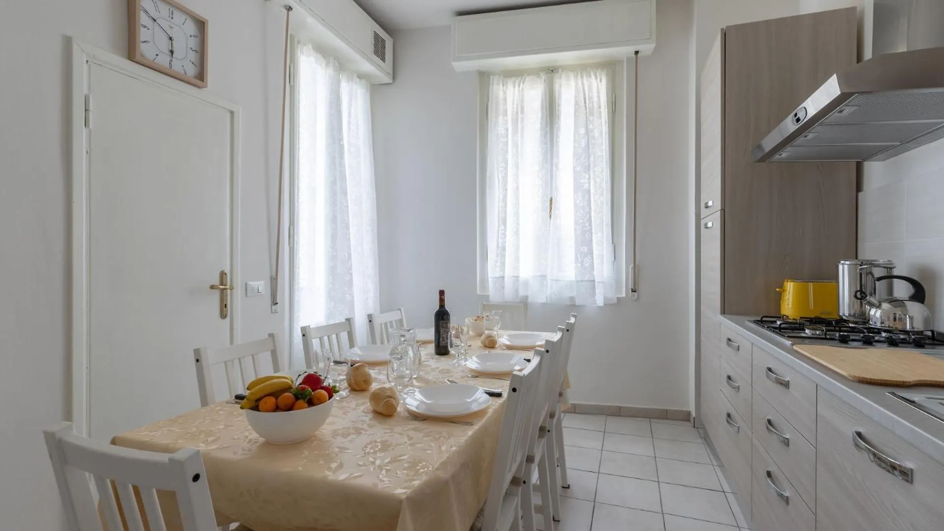 Family Large Apartment In Firenze